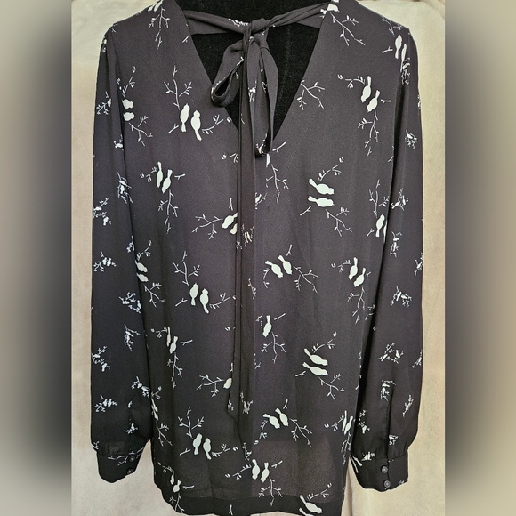 LOFT Blouse - Picture 3 of 8